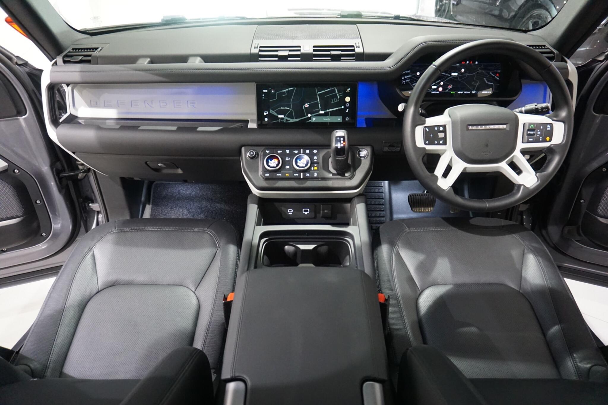 Land Rover Defender 110 2.0 P400e 15.4kWh X-Dynamic SE SUV 5dr Petrol Plug-in Hybrid Auto 4WD Euro 6 (s/s) (404 ps)